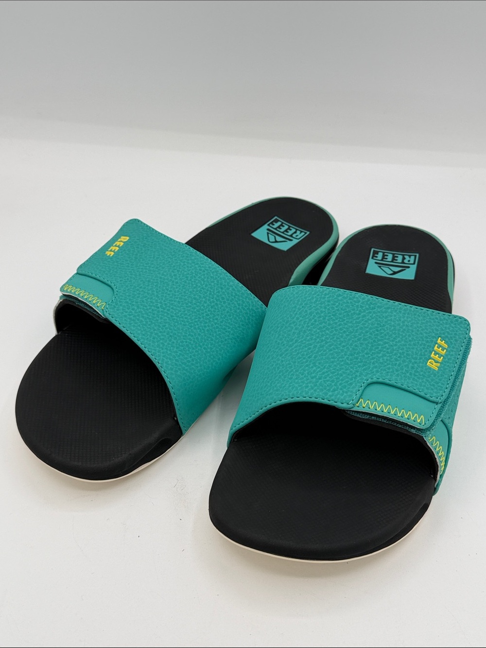 Reef Fanning Slide, mint